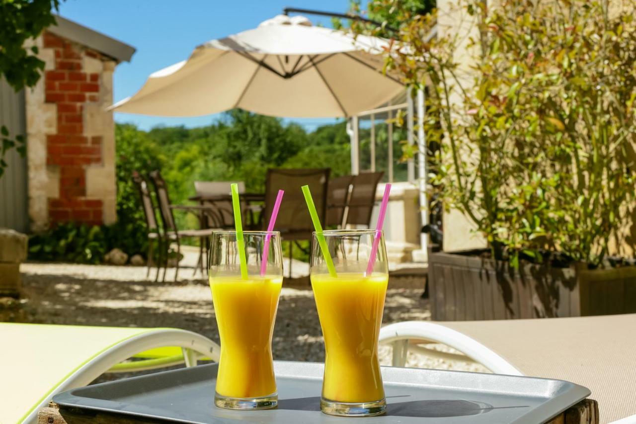 Maison Qui S'Y Frotte S'Y Pique Robert-Espagne Zewnętrze zdjęcie